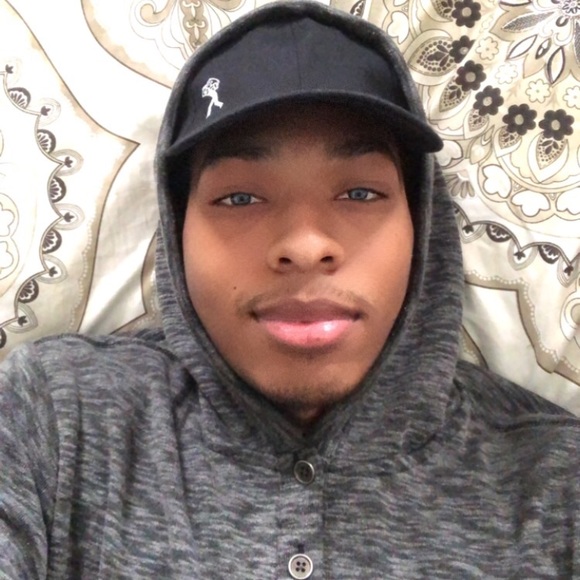 Meet your Posher, Kevin - Picture 1 of 1